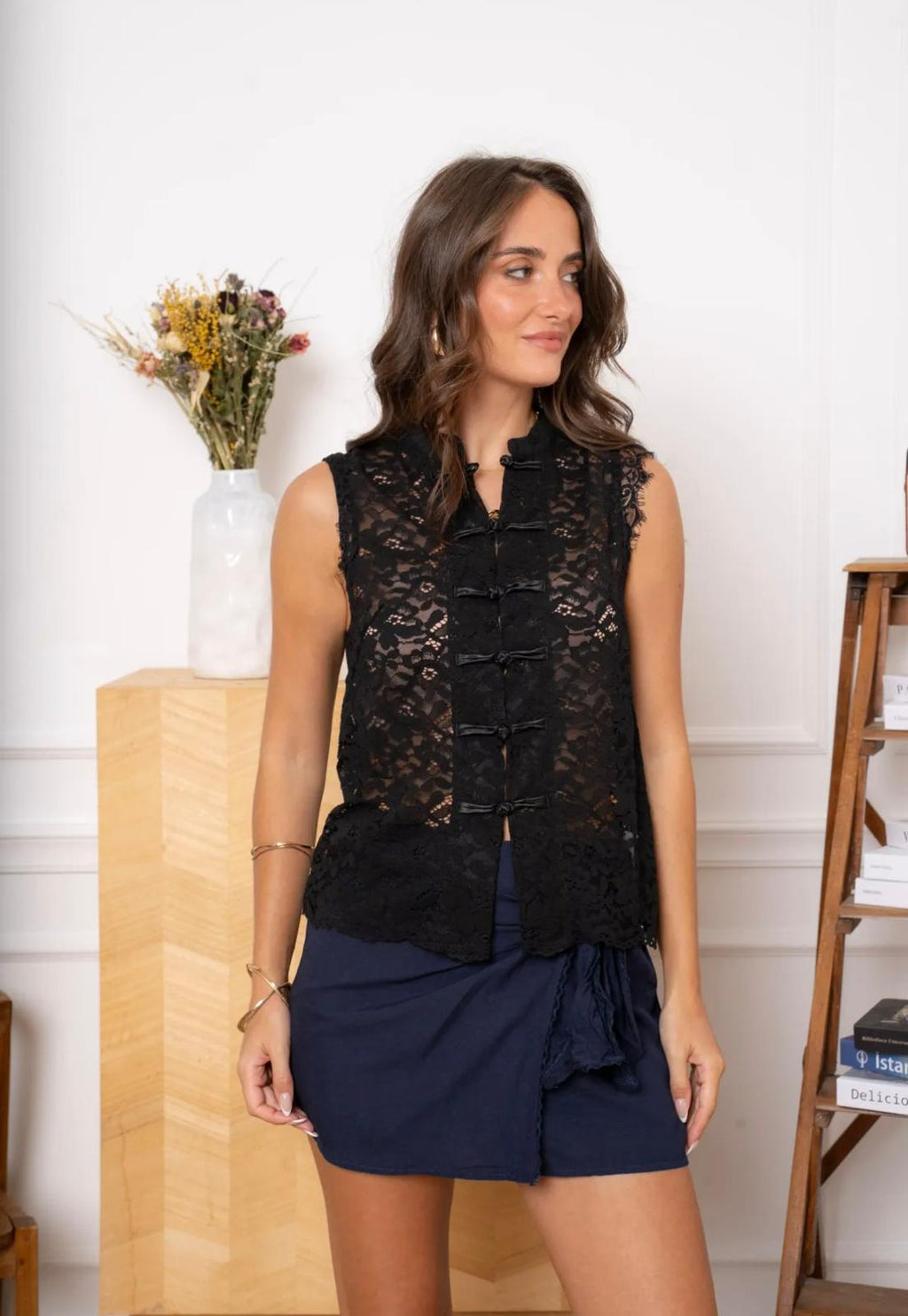 Dali Lace Top